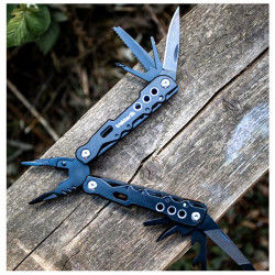 Trakker Multi tool