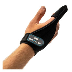 Nash Spot on casting glove